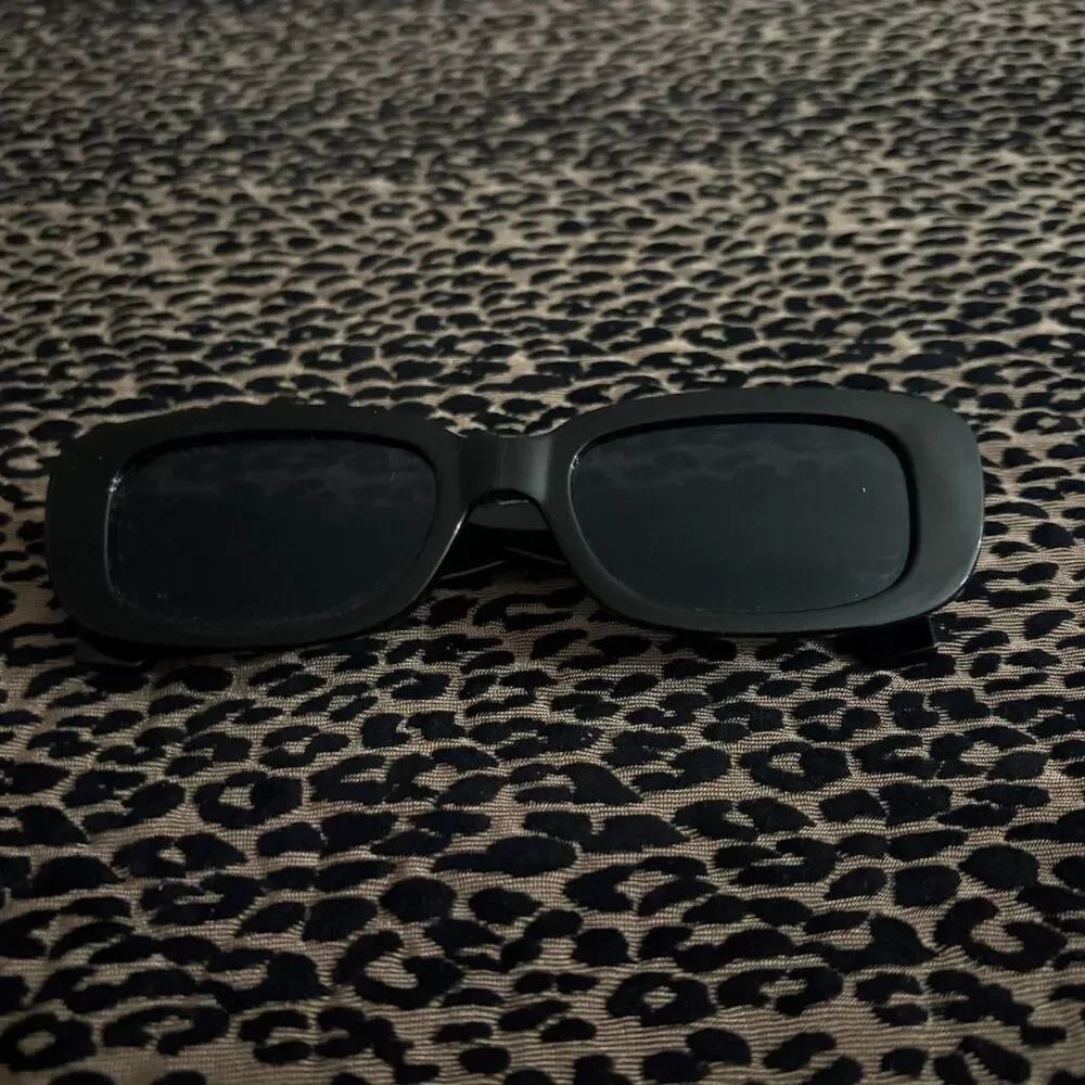 Unbranded Women's Black Sunglasses